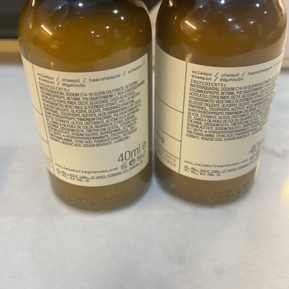 Santal 33 Le Labo travel Set of 2 Shampoos - Picture 3 of 3